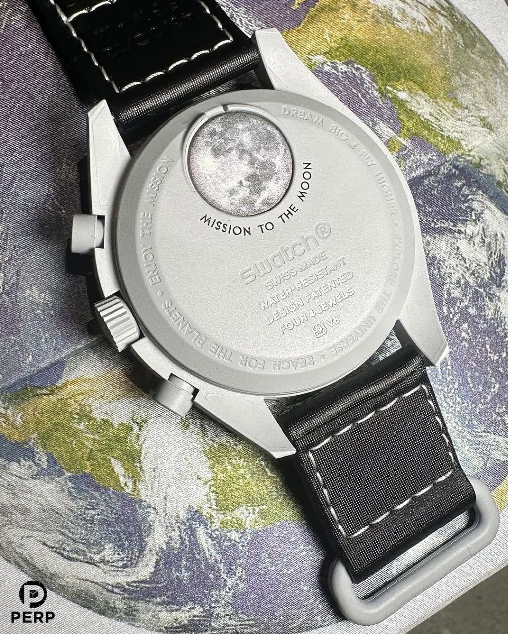 Omega x Swatch Earth Phase MoonSwatch - Mission to the Moon