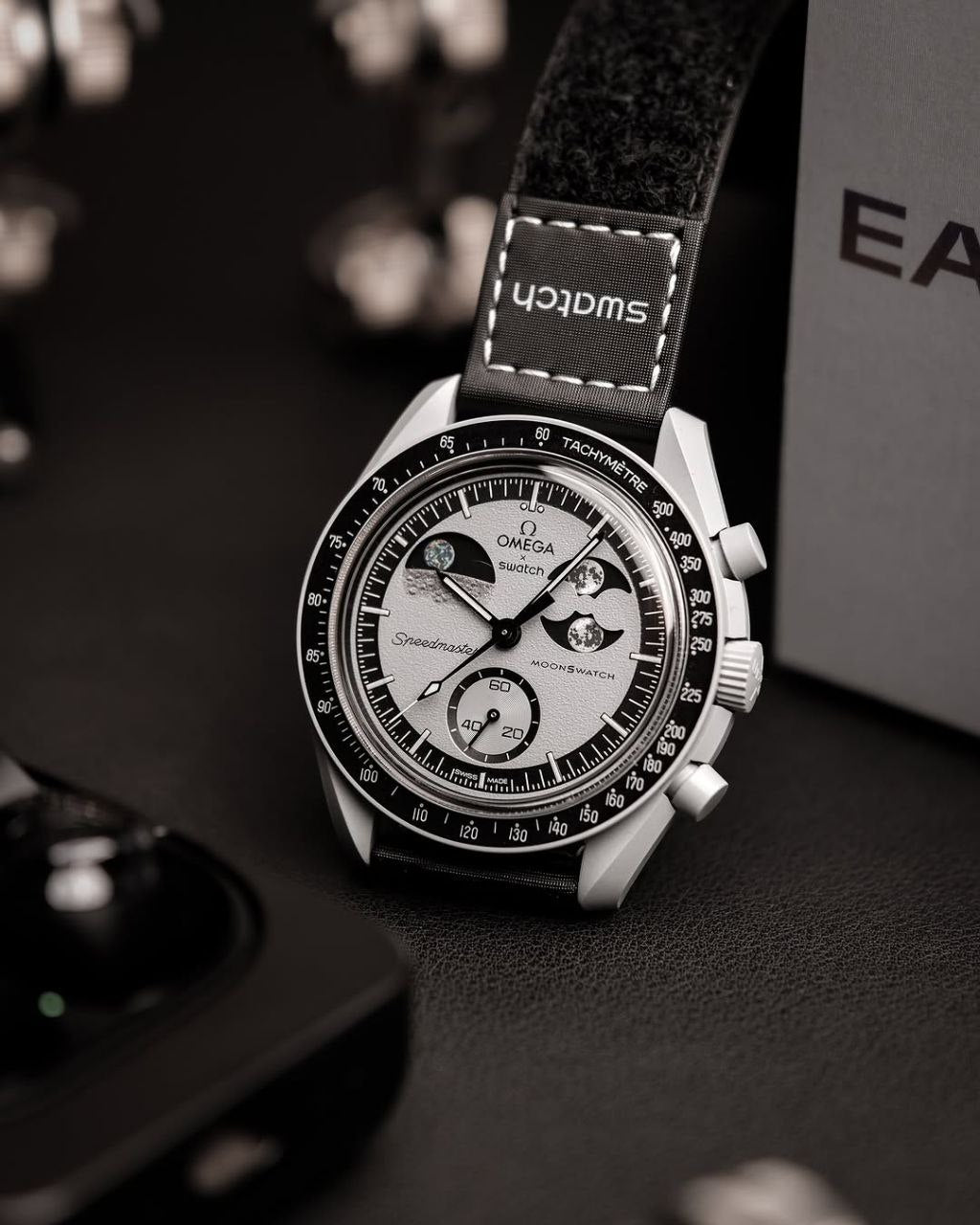 Omega x Swatch Earth Phase MoonSwatch - Mission to the Moon